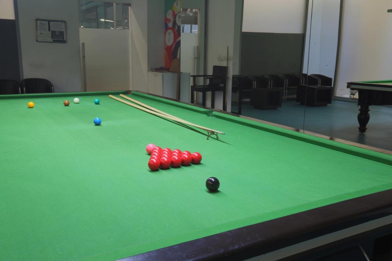 Ymca International Centre Otel Amhedabad Dış mekan fotoğraf