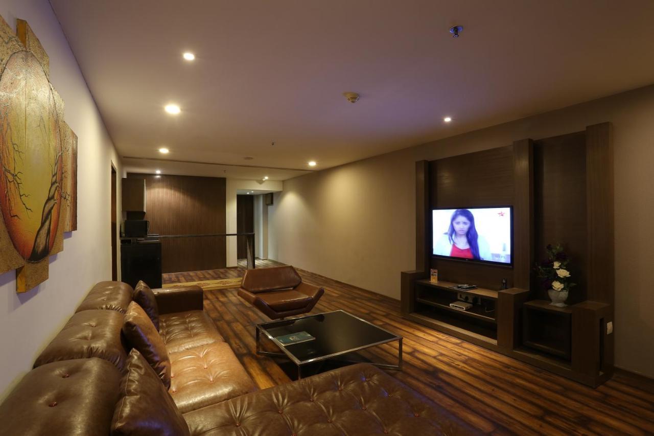 Ymca International Centre Otel Amhedabad Dış mekan fotoğraf