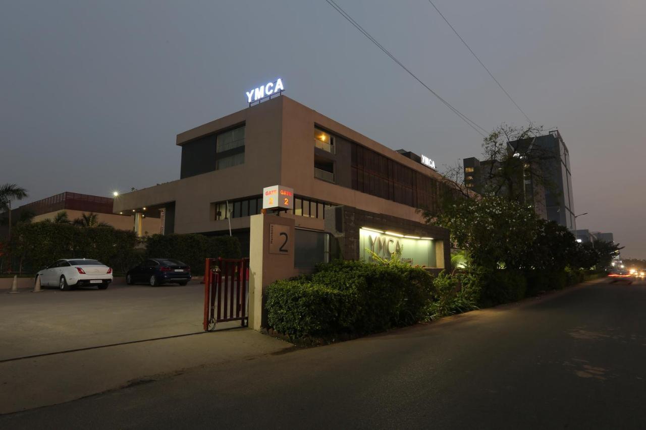Ymca International Centre Otel Amhedabad Dış mekan fotoğraf