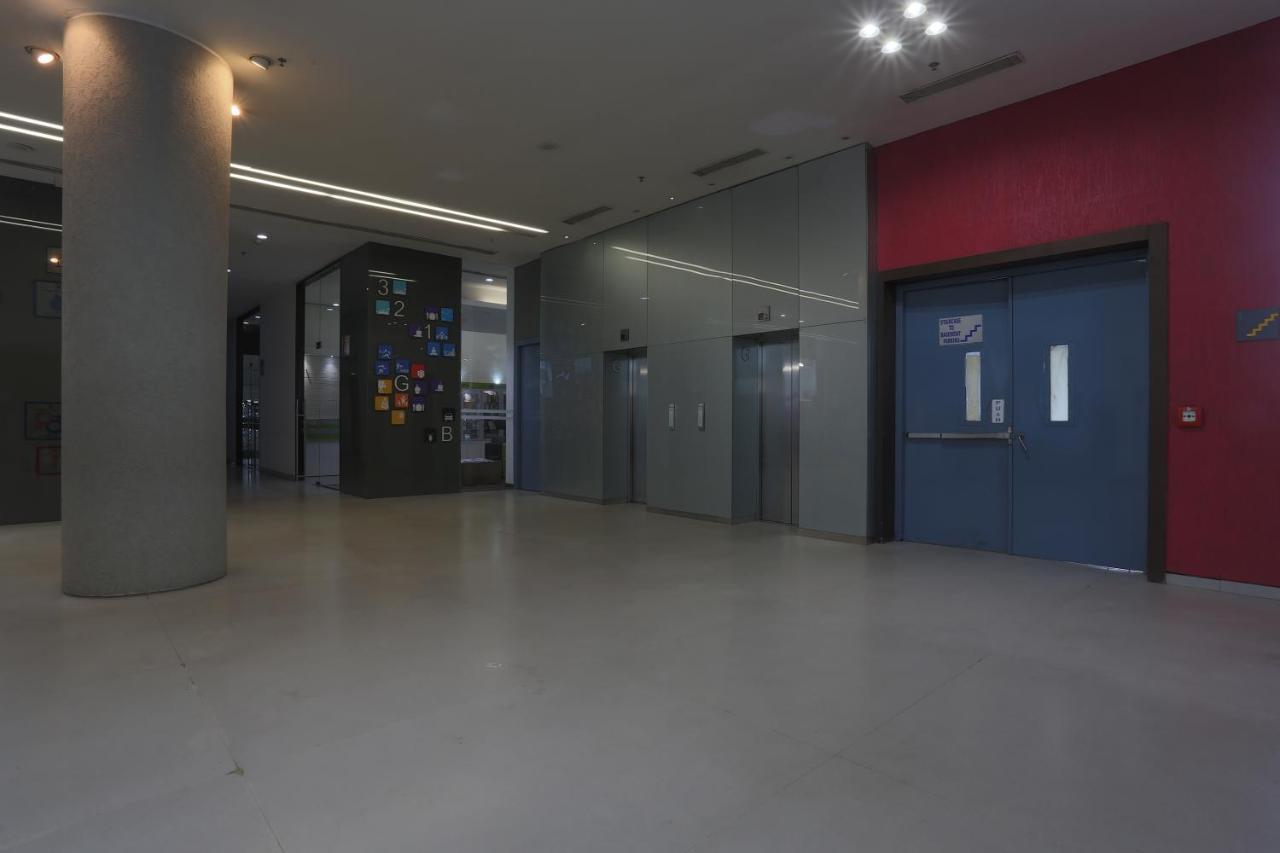 Ymca International Centre Otel Amhedabad Dış mekan fotoğraf